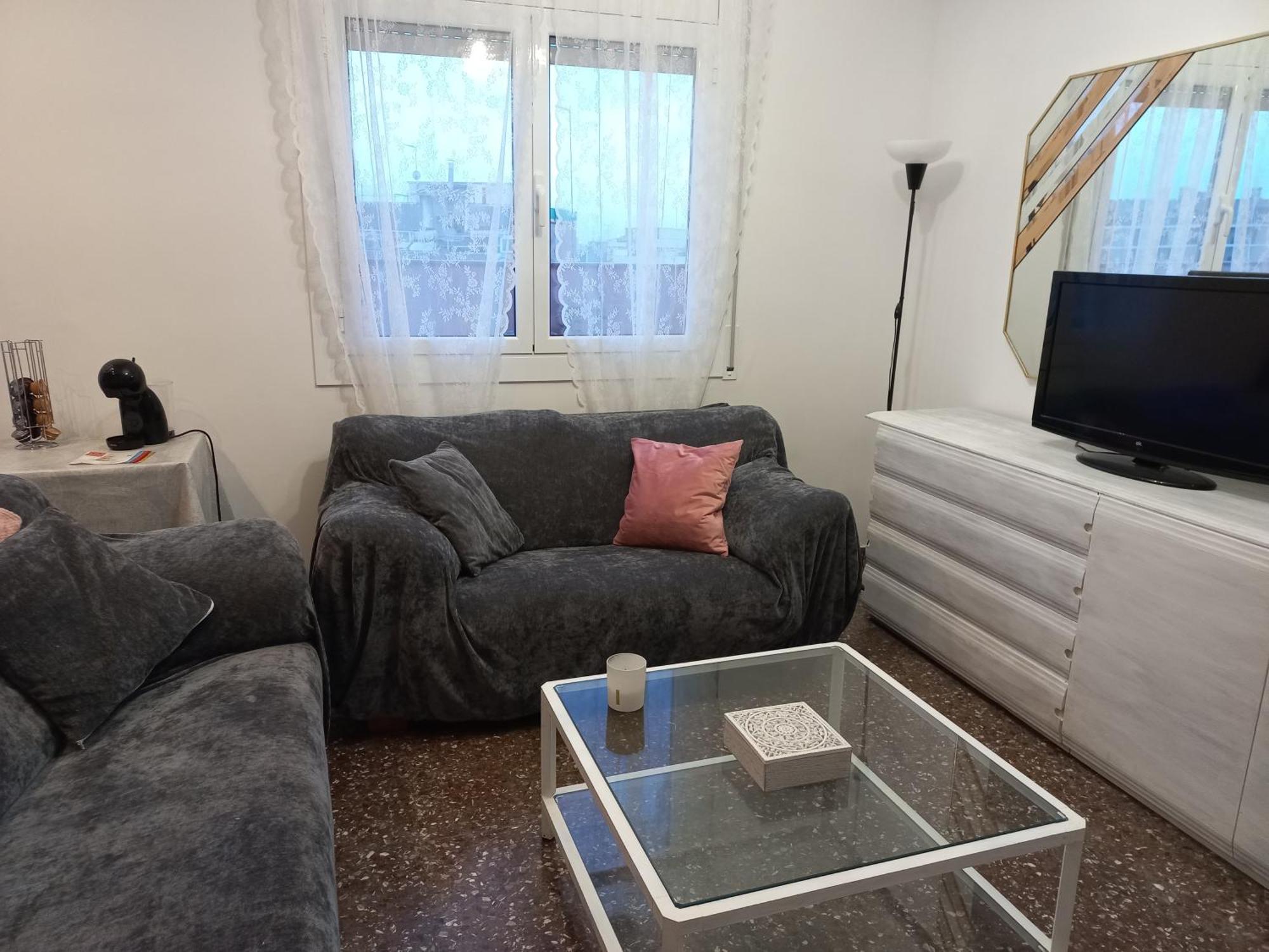 Cozy And Sunny Penthouse Fira Bcn Apartamento L'Hospitalet de Llobregat Exterior foto