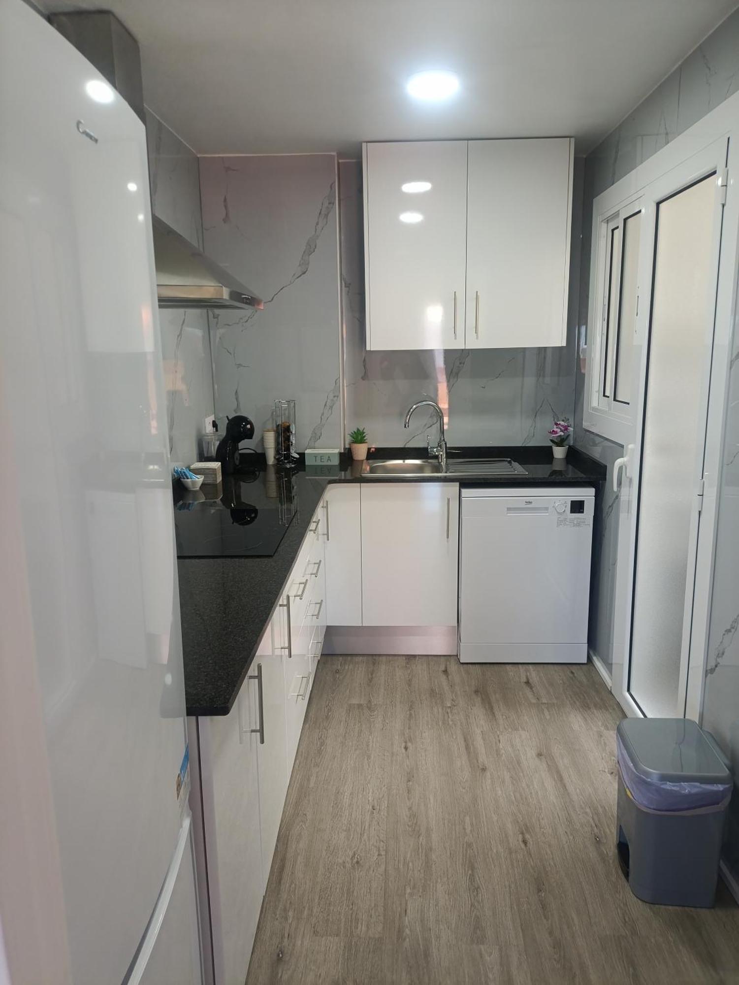 Cozy And Sunny Penthouse Fira Bcn Apartamento L'Hospitalet de Llobregat Exterior foto